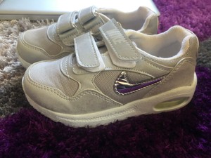 junior light up trainers
