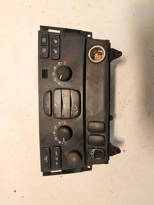 VOLVO V70 II SW Klimabedienteil 07W22E06 30782503 2.52 Benzin 36682910