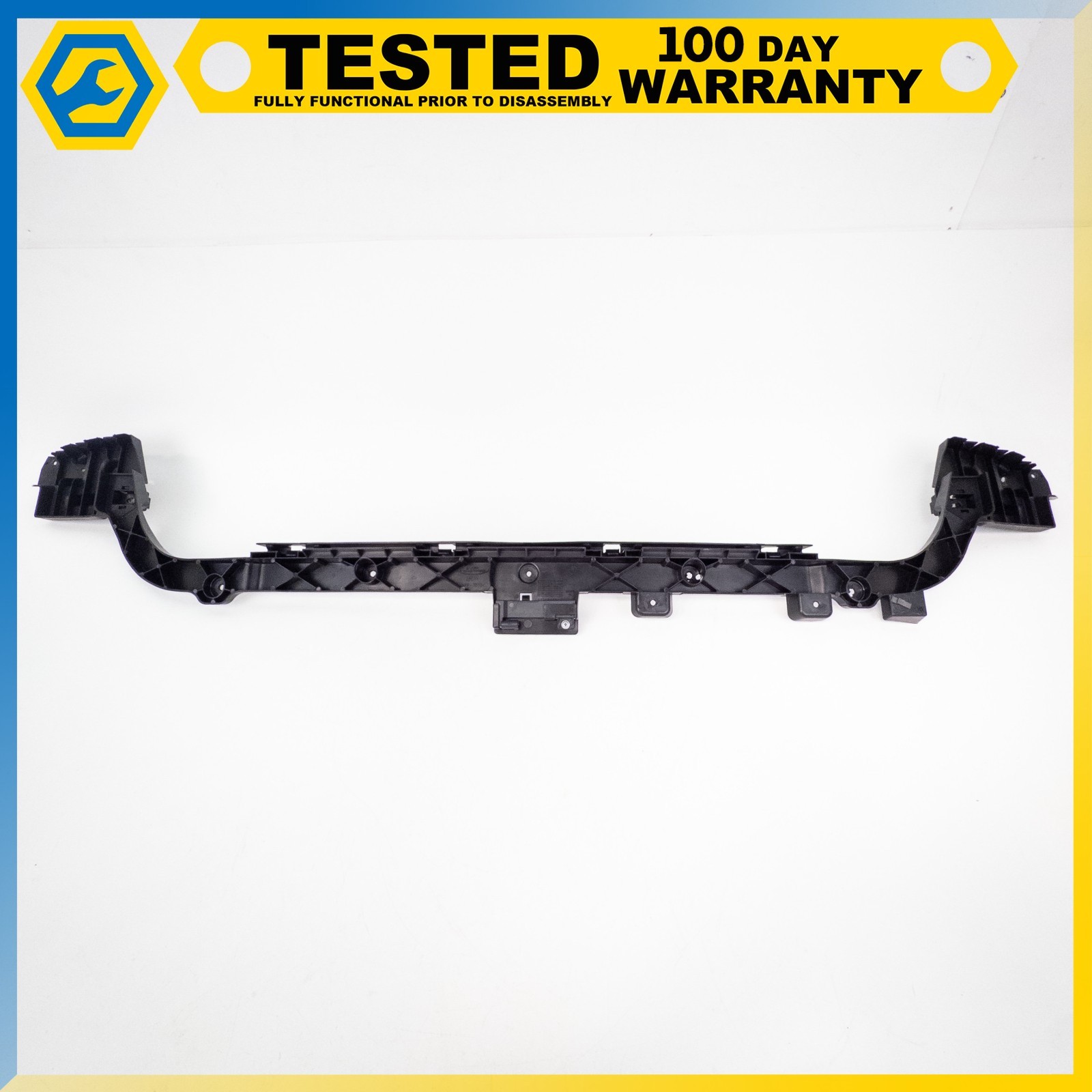 14-19 MASERATI QUATTROPORTE REAR BUMPER CENTER MOUNTING BRACKET OEM