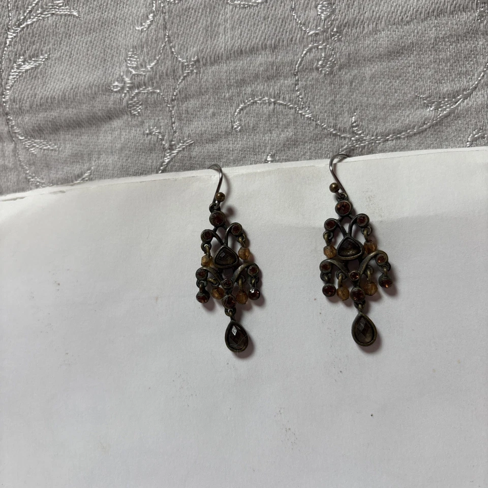 Pendientes colgantes boho vintage - tono bronce con cuentas con detalles ámbar y cristal Foto 4 de 4
