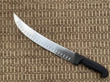 Omcan 12” Scimitar Knife W/Polypropylene Handle  Pre Own Never Been Use (Sharp) 