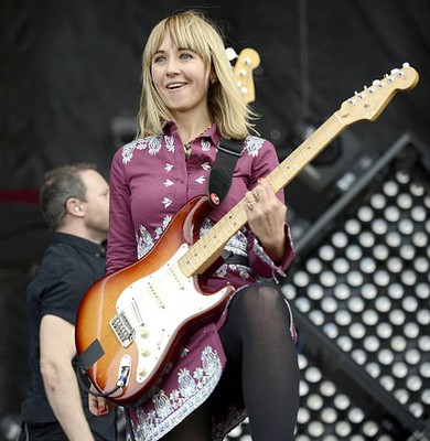 Rhiannon ''Ritzy'' Bryan of The Joy Formidable during the 2015 Voodo- Old Photo 9