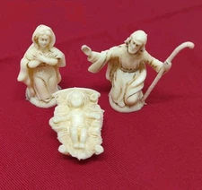 Vintage Christmas Nativity Set Cream Plastic 2 1/2" Made In Italy 10 Pieces 