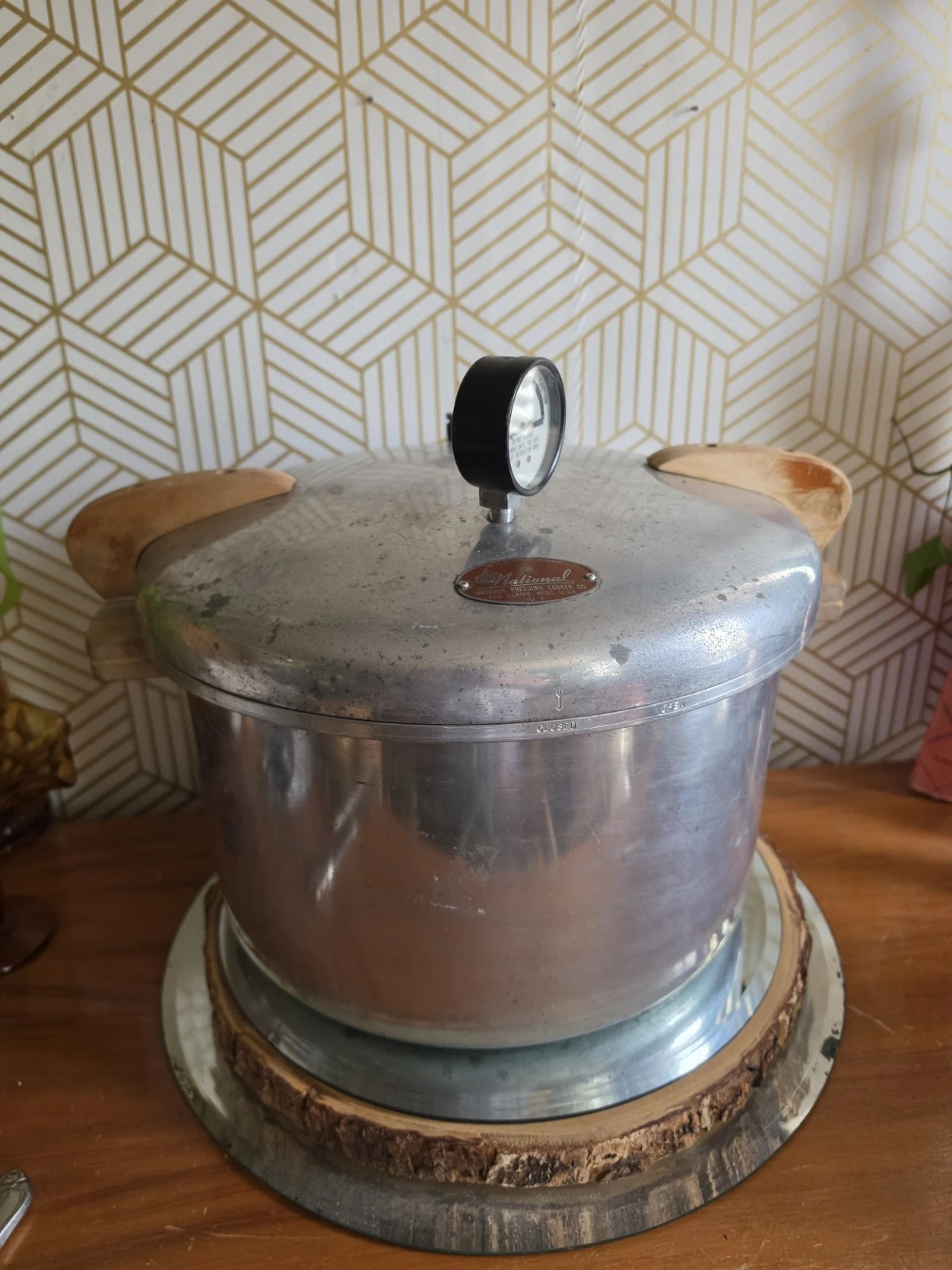 Vintage National Pressure Cooker Canner No 7 16 qt 1930-40s. Wood Handles