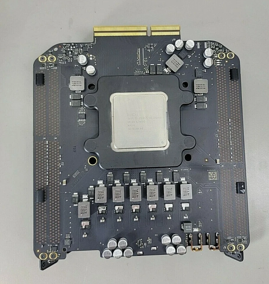 820-5494-A CPU Riser Card w/ 3.5GHz 6-Core E5-1620v2 CPU Mac Pro 6,1 A1481 2013 - Image 2 of 2