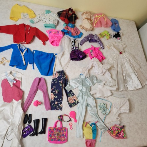 Barbie clothing lot of 38 pieces A few for Ken F9 Casual, formal, Accessories F9 - Picture 2 of 7