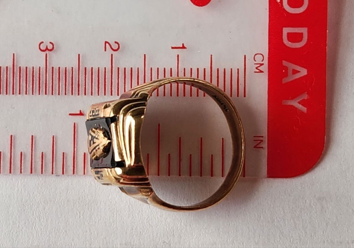 Gold High School Class Ring - Pre Owned Vintage 1950's 10K Gold High School Class Ring - Pre Owned Vintage 1950's 10K