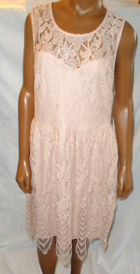 EN FOCUS Petite Dress,Beautiful Lacy Formal Event Tank Gown,Peach-Pink Lace,12 P