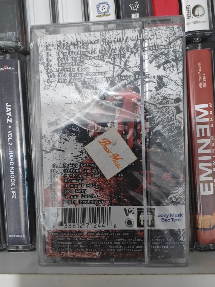 The White Stripes White Blood Cells FACTORY SEALED cassette album - Image 3 of 4
