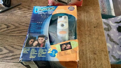 Polaroid I-Zone Instant Pocket Camera Silver 2000 Sealed Package ...