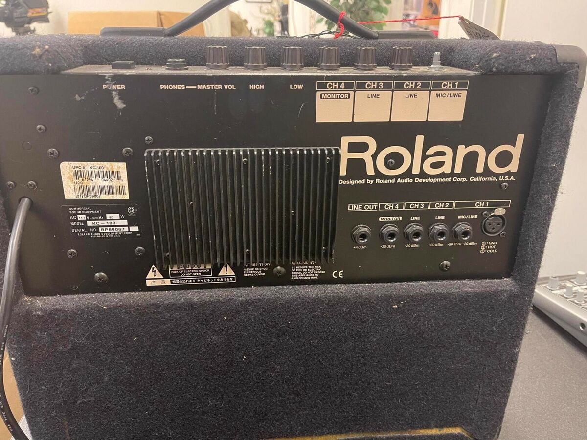 Roland キーボードアンプ KC-100 - 鍵盤楽器 Roland キーボードアンプ KC-100 - 鍵盤楽器