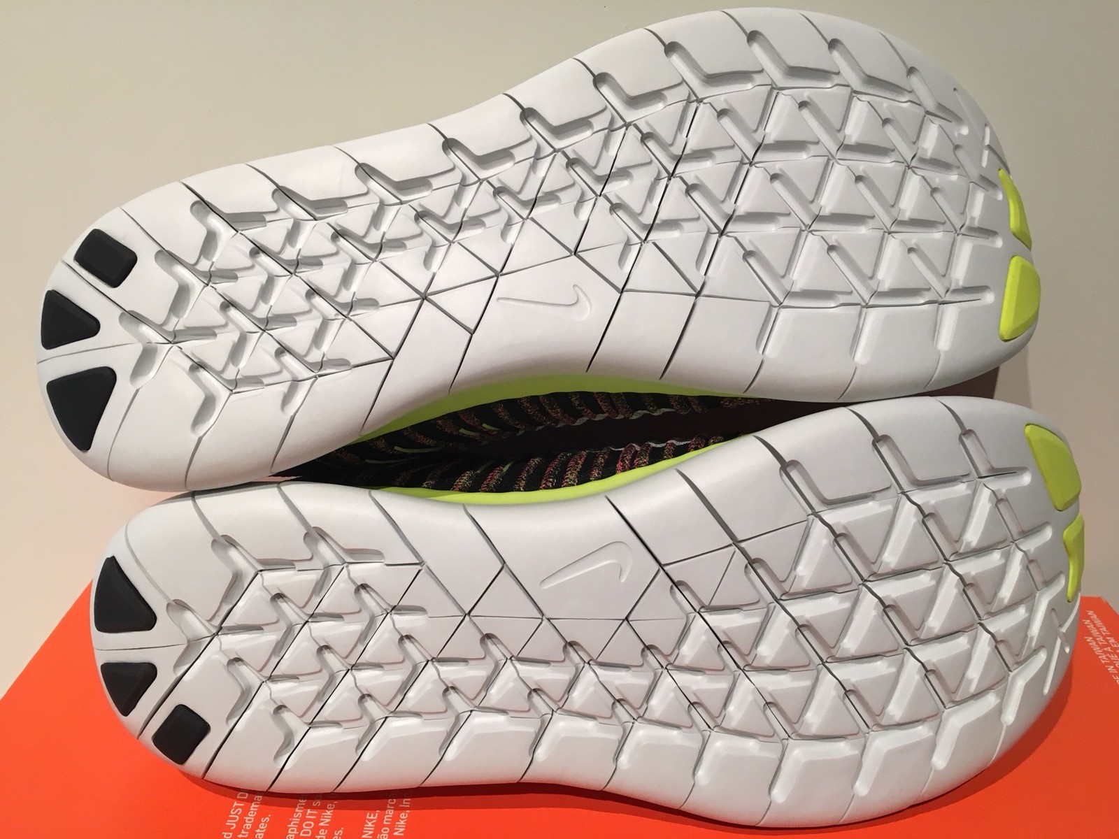 nike free rn flyknit oc