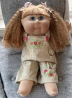 Cabbage Patch Kids Doll TRU 1st Edition 2001 Girl Toys R Us K-5 CPK Overalls