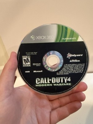 Call of Duty 4: Modern Warfare -- Platinum Hits (Xbox 360, 2010) - Disc Only