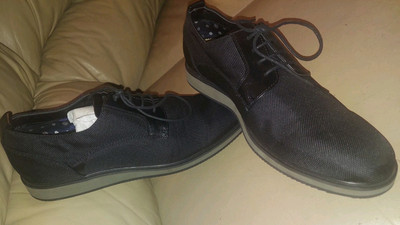 Steve Madden Men display picture 1