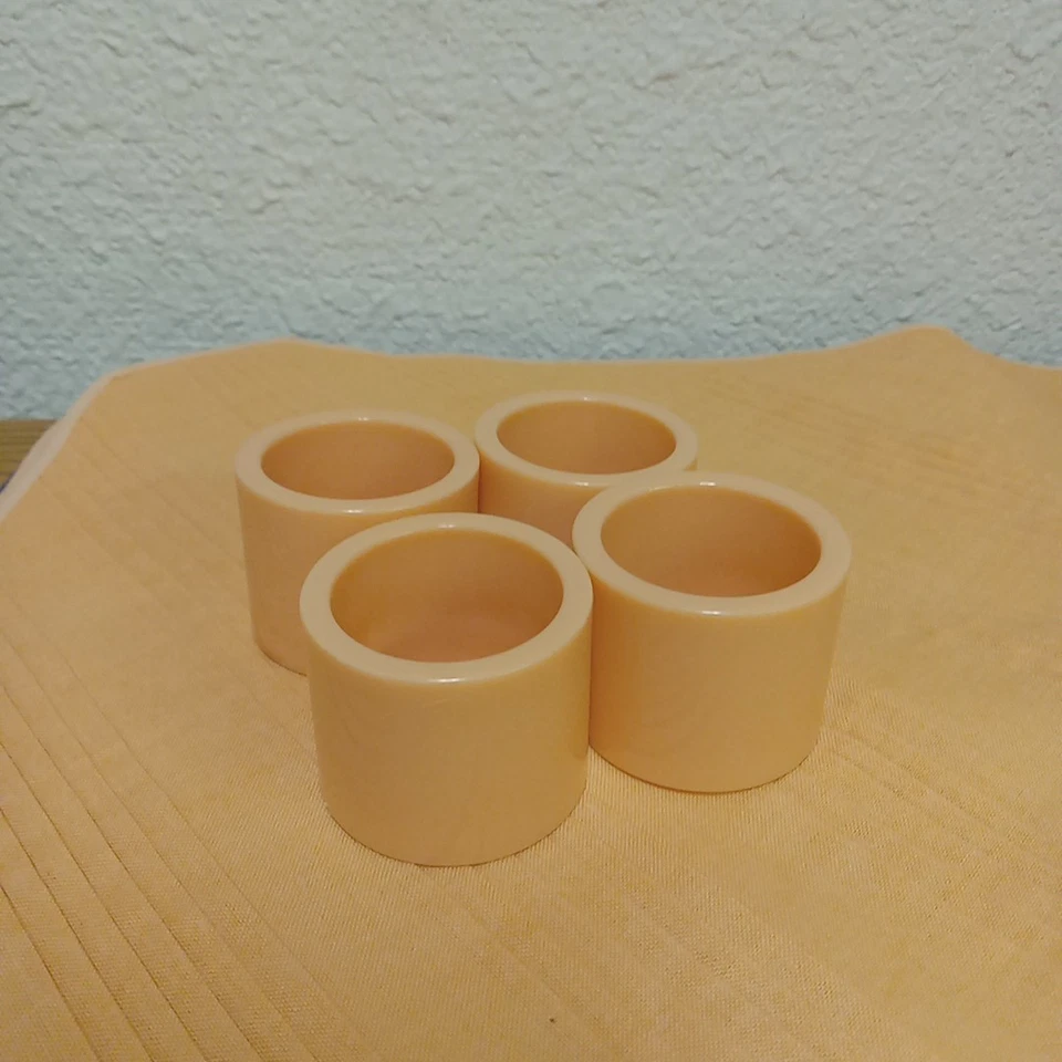 Place Setting for 4 Linens Kitchen INCLUDES 4 placemats 4 napkins 4 rings PEACH - Image 3 of 4