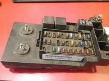 F250      1997 Fuse Box, Engine 331097