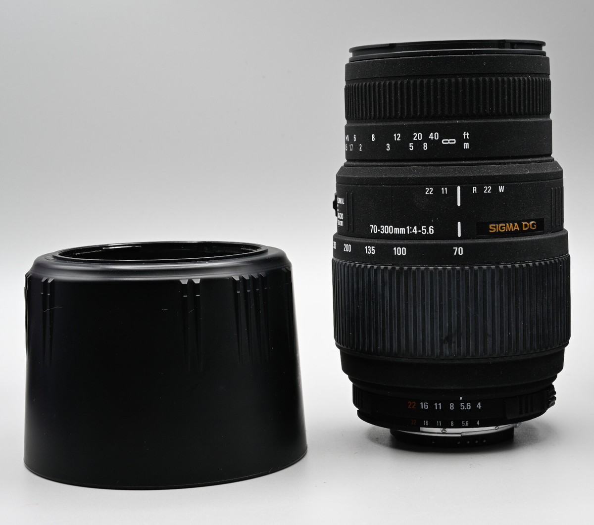 Sigma DG 70-300mm 1:4-5.6 Macro Zoom Lens for Nikon | eBay