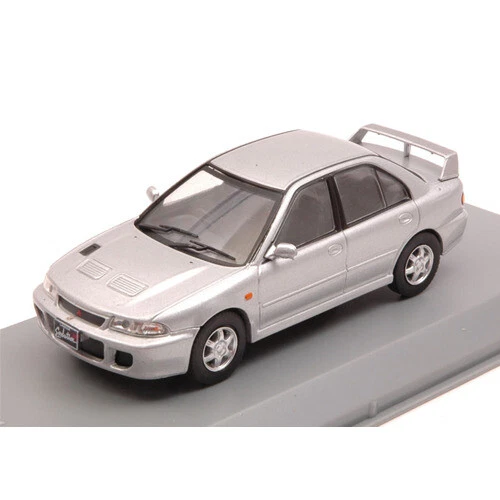 Altri modellini statici di veicoli WhiteBox Scala 1:43 per Mitsubishi