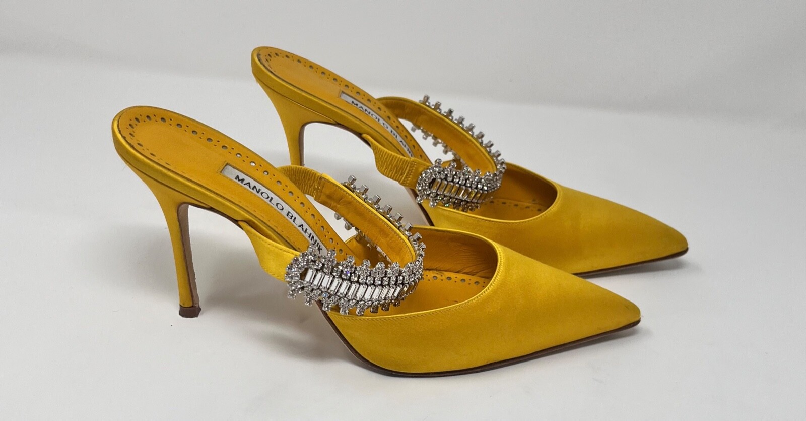 MANOLO BLAHNIK Yellow Satin Lutara 90 Crystal Embellished Mules