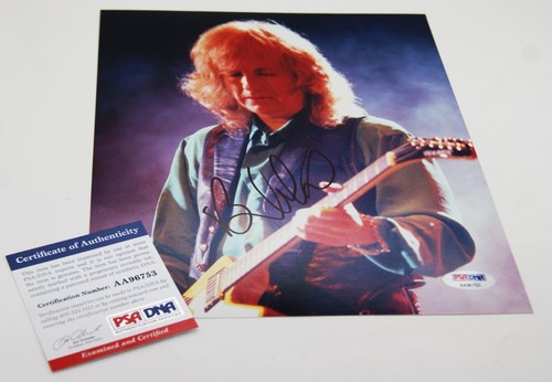 Brad Whitford Aerosmith Guitarist Autographed 8" x 10" LS PSA DNA Authenticated - Picture 2 of 2