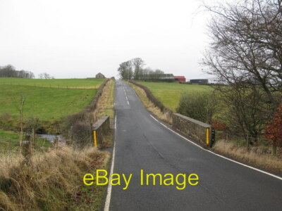 Foto 6x4 Straßenbrücke über den Borland Burn auf Humbie Road etwas außerhalb E c2013