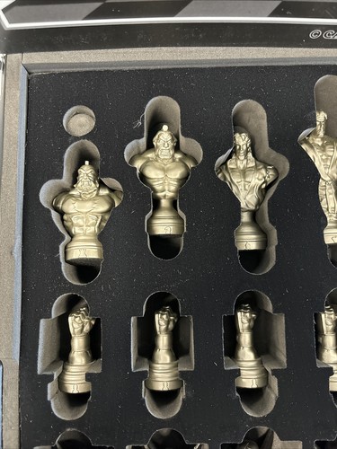 SET SCACCHI STREET FIGHTER 25° ANNIVERSARIO DA COLLEZIONE IN SCATOLA LEGGI - Foto 7 di 20