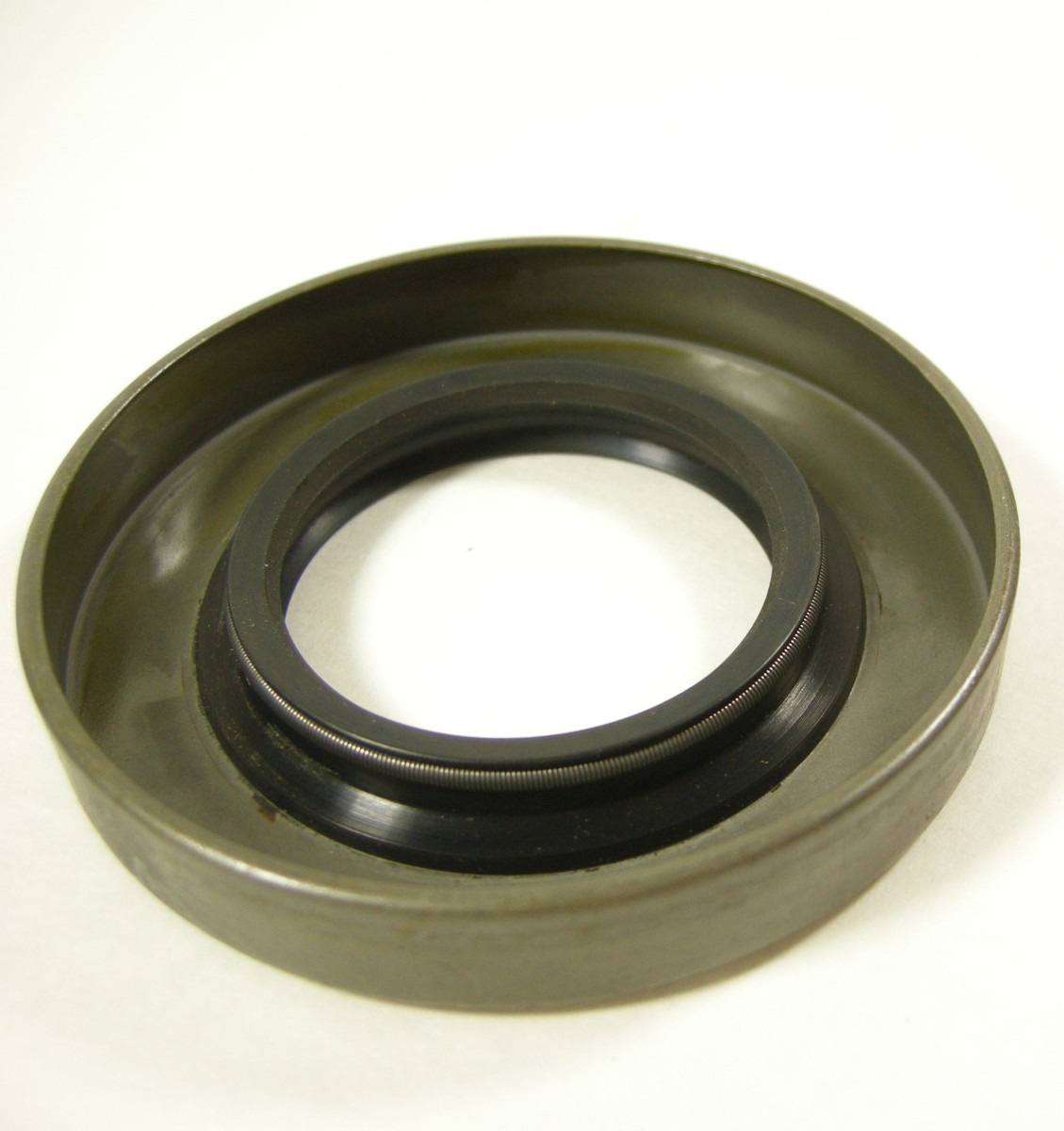 C4 Ford Truck Bolt-On Yoke – Large Style Rear Seal For Auto Transmission 1964-On
