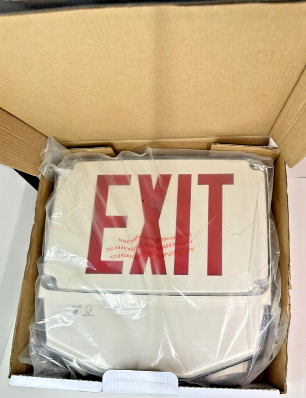 Lot 3 COMMERCIAL LED EMERGENCY EXIT CWLEZXTEU1RW-CW WET LOCATION + THERMOPLASTI