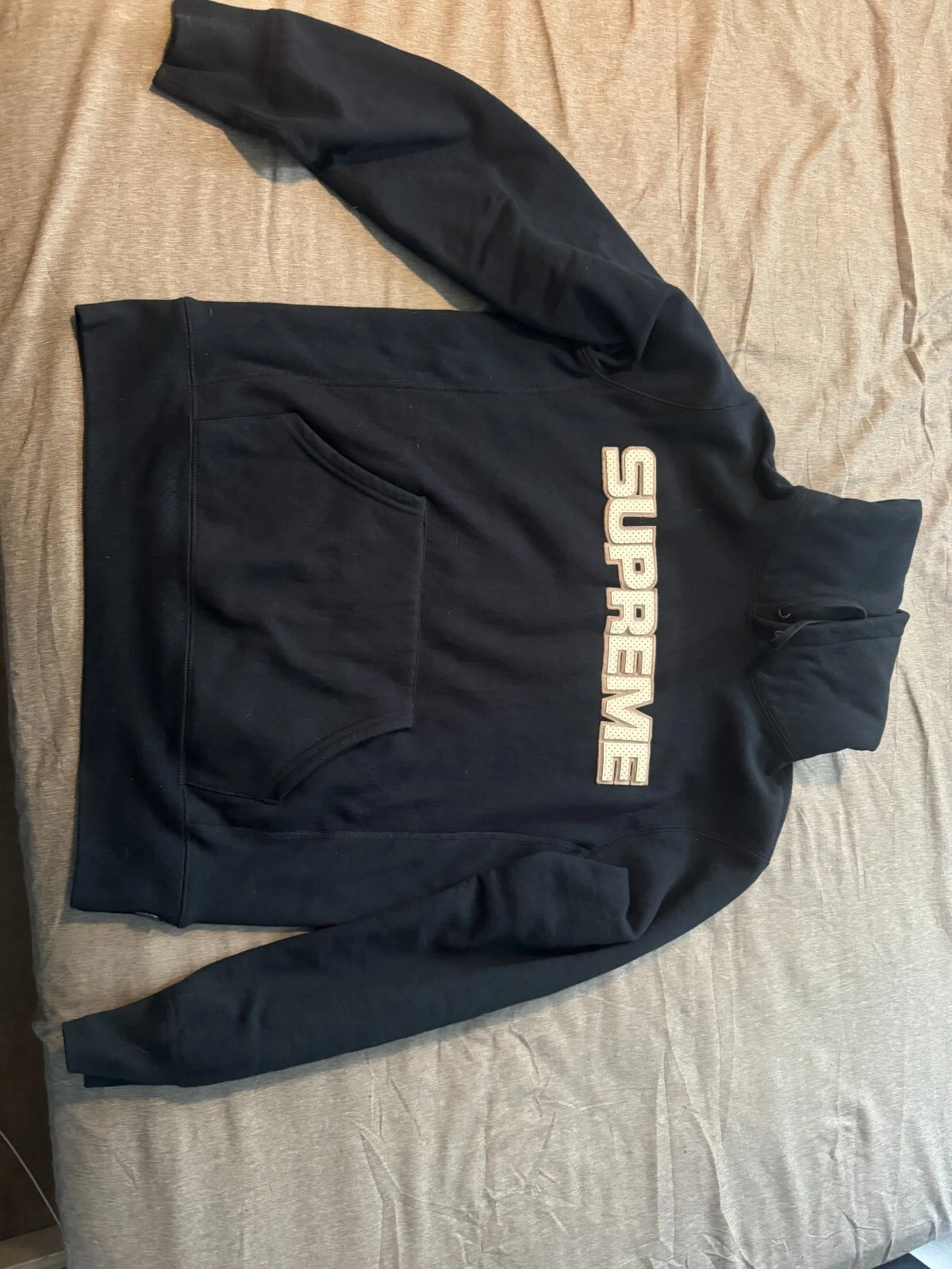 Sweat à capuche Supreme en cuir perforé poids lourd bleu marine homme M