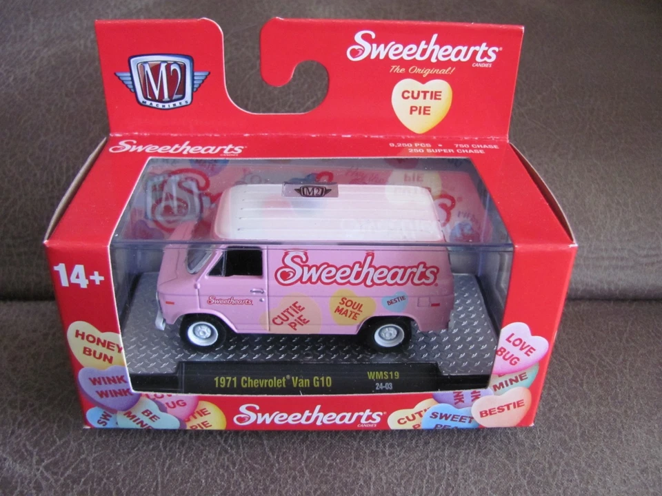M2 Machines WMTS19 1971 Chevy Van 10 NEW LE Sweetheart 24-03 WALMART 1:64 - Image 2 of 4