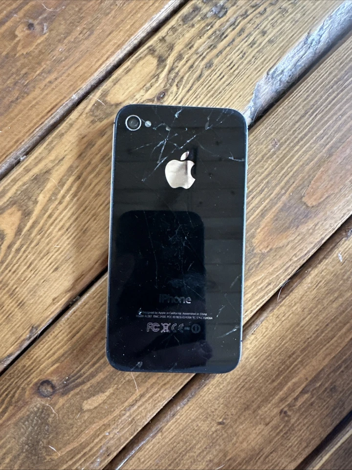 iPhone 4S (16GB) / MC922LL/A. Works. Stuck Power Button. Rogers - Image 4 of 4