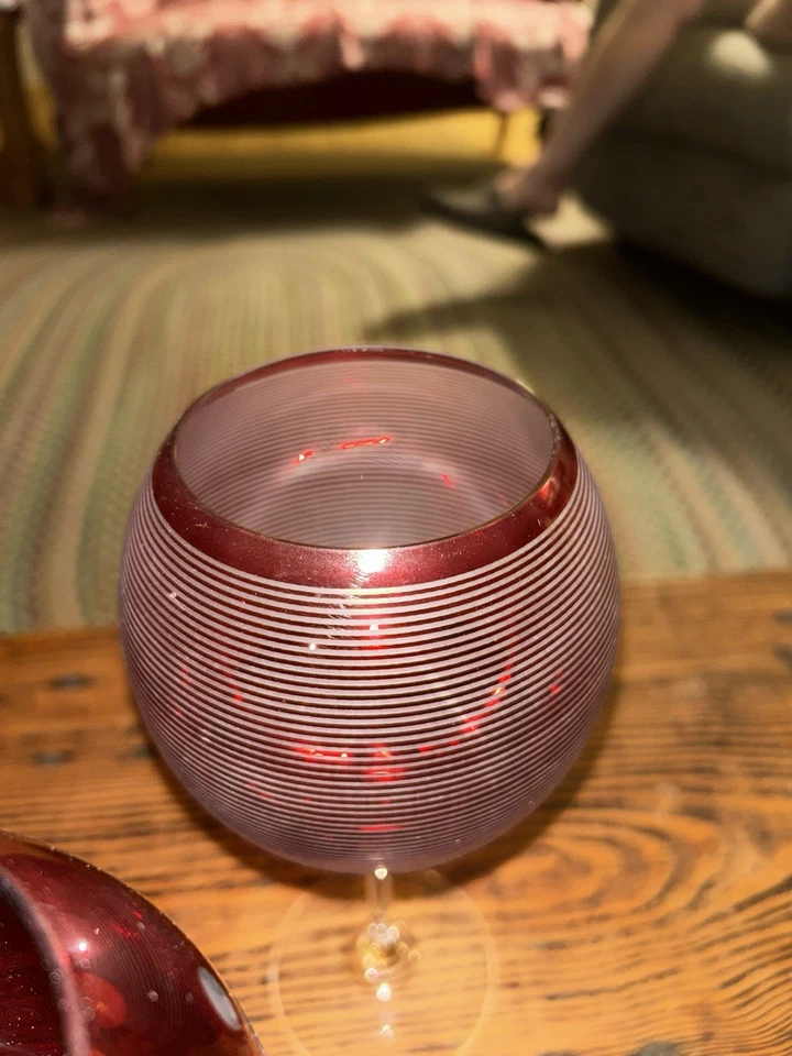 Набор хрустальных винных кубков Mikasa Cheers Balloon SW910400 с гравировкой 24,5 унции - Изображение 4 из 4