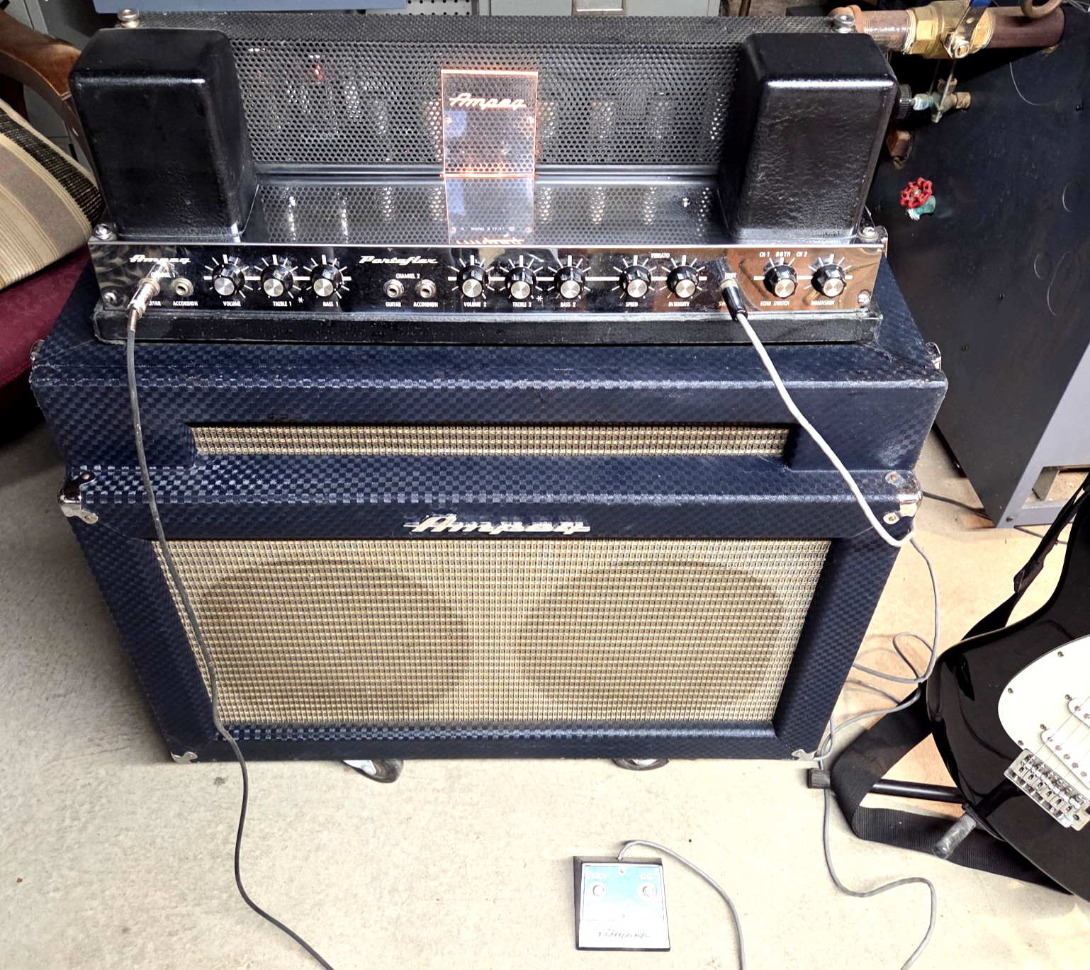 1965 Ampeg B-12XT Portaflex 2-Channel 50-Watt 2x12" jensen Fliptop Guitar Combo