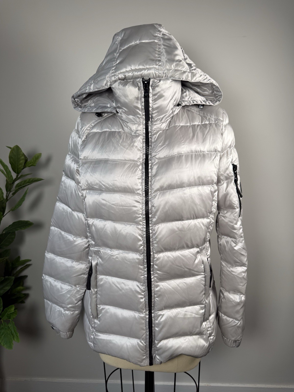 New Calvin Klein Packable Lightweight Premium Down Puffer Jacket Silver Women M