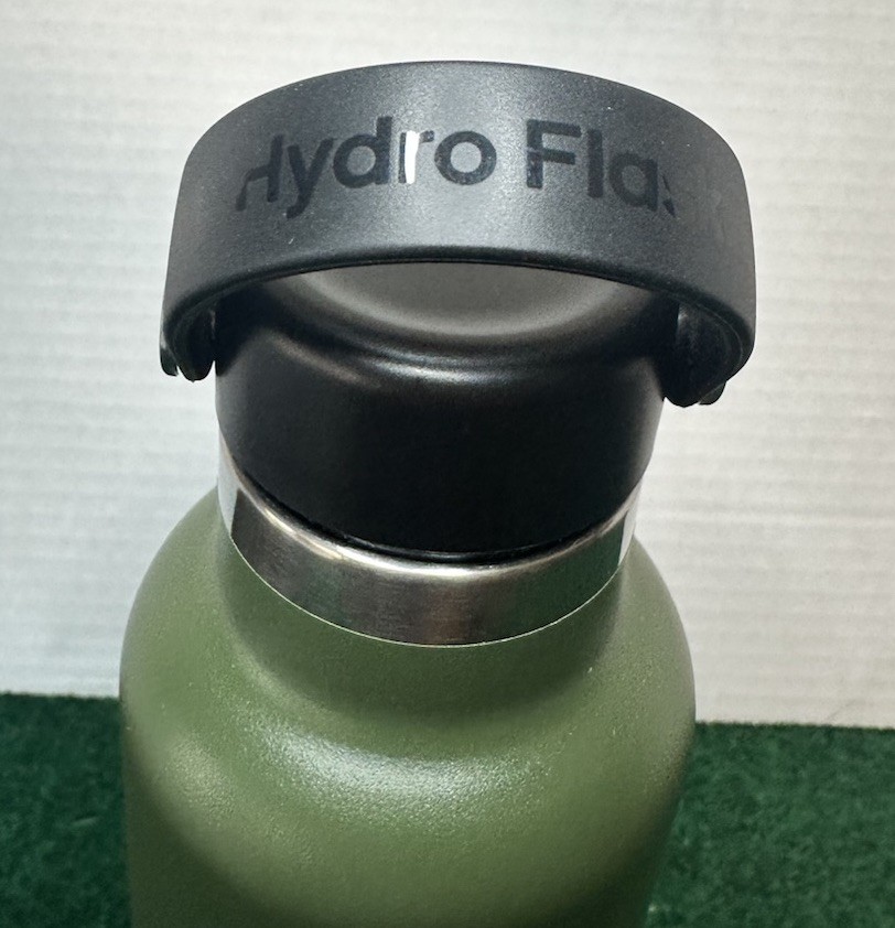 Hydro Flask, 21 oz Hydration with Flex Cap Lid / Olive Green/ Insulated