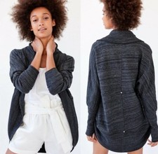 Aritzia Wilfred Diderot Cocoon Cardigan Sweater in Charcoal Gray Size Small