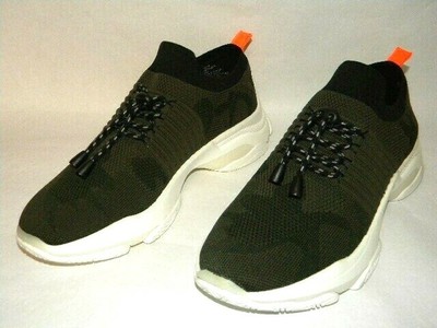 steve madden stretch sneakers