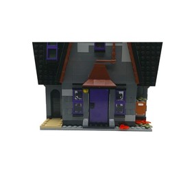 LEGO &reg; "Family Villa of Gru and the Minions" 75883 without minifigures
