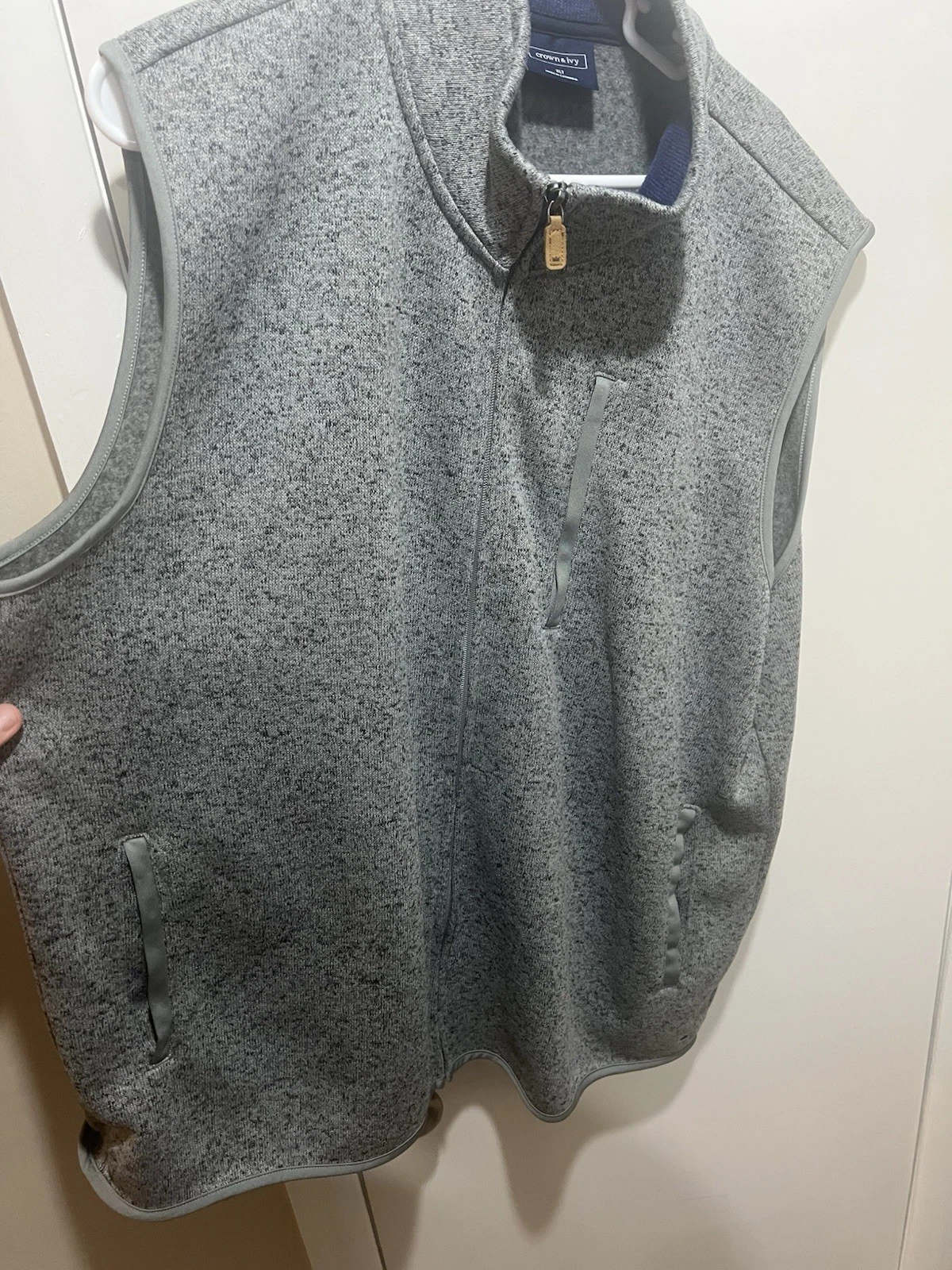 Crown and Ivy Mens Grey Performance Fleece Vest Size XLT, windshear