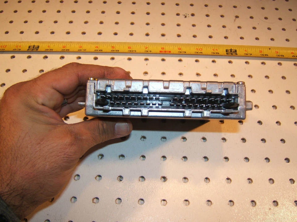 Mercedes W124 E420 Bosch ABS Original OEM 1 ordenador, 0135459432,0265101048 Foto 3 de 4