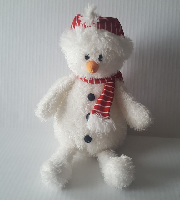 pusheen snowman plush