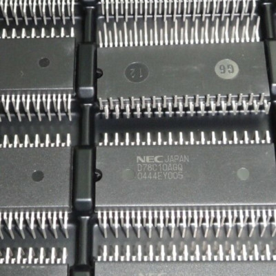 1PCS  IC NEC QUIP-64(DIP-64) UPD78C10AGQ UPD78C10A D78C10AGQ D78C10A D78C10