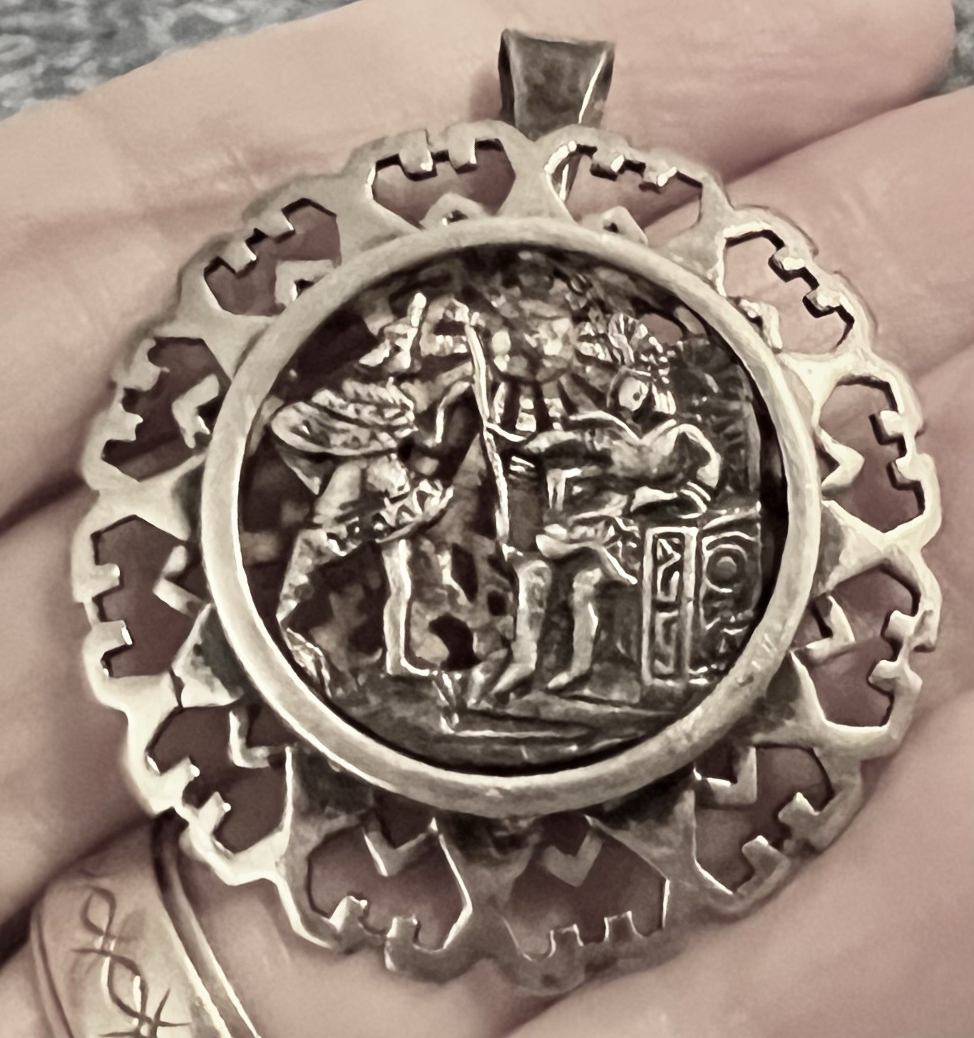 3D Peru sterling Silver  925 Pendant Pin Inca Llama Brooch  Carved Artisan Mayan