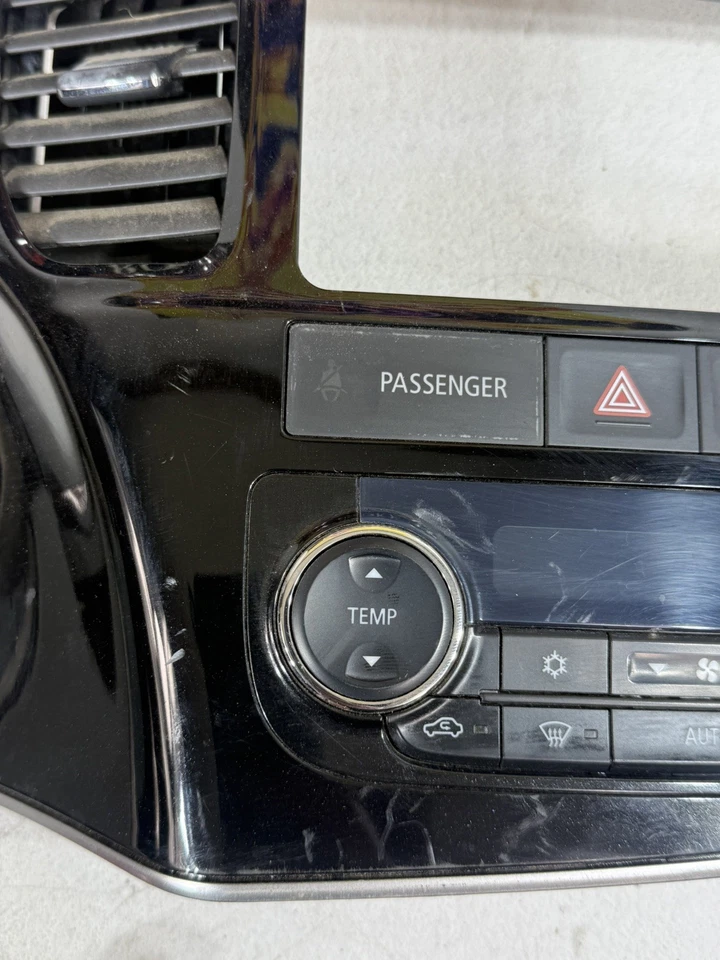 2014-2015 MITSUBISHI OUTLANDER RADIO BISEL TEMPERATURA AIRE ACONDICIONADO Control OEM Foto 3 de 4