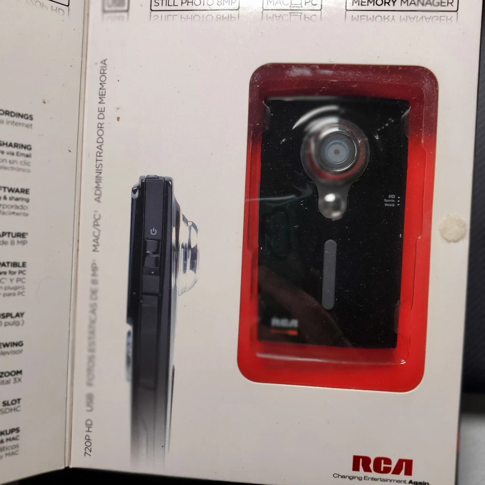 RCA EZ209HD (16 GB) High Definition Camcorder (Read) - Image 4 of 4