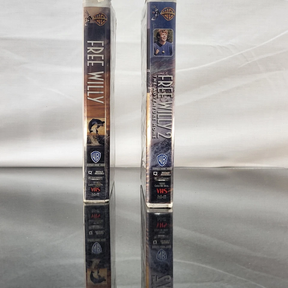 1993 FREE WILLY & 1995 FREE WILLY 2 The Adventure Home VHS Movie Bundle 2 Movies - Imagem 2 de 4