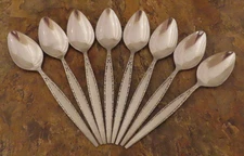 Oneida Venetia Set of 8 Teaspoons Spoons Community Stainless Flatware Lot N