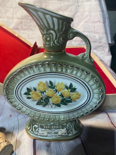 Jim Beam Kentucky Whiskey Ceramic Yellow Roses Green Collectible Bottle 1969 Box - Picture 7 of 12