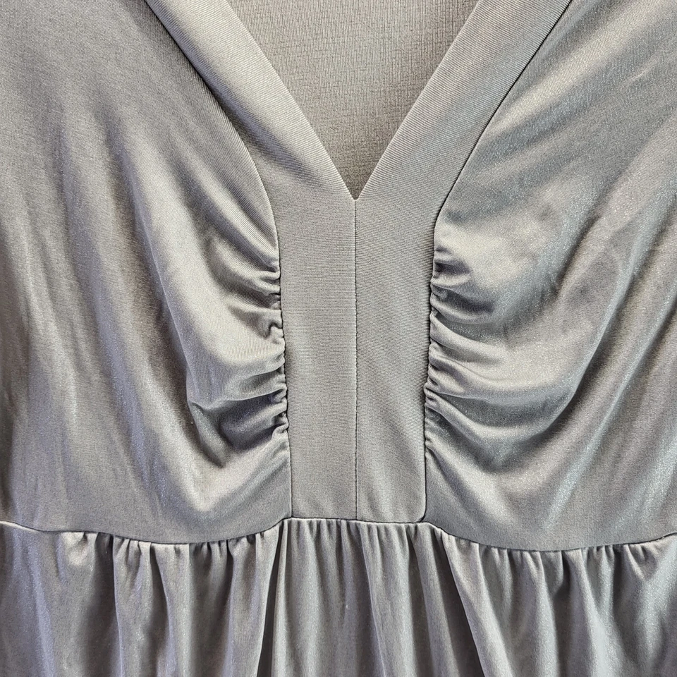 Camisa Suzie In The City Mujer Mediana Plateada Manga Larga Túnica Pullover Cuello en V Foto 3 de 4